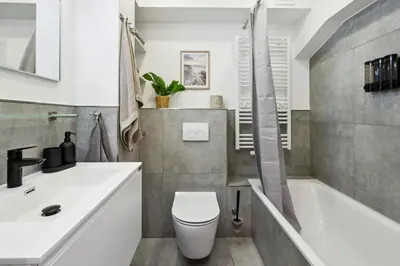 Ein Badezimmer in der Unterkunft NEW Proud Stay Augsburg Historisches Viertel