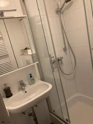 Ein Badezimmer in der Unterkunft Gemütliches Appartament in Olching 3 Minuten zum Bahnhof