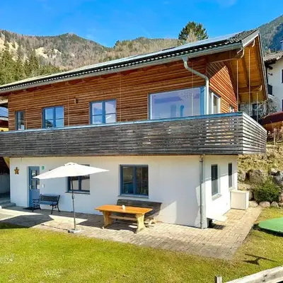 Ein Haus am Berg