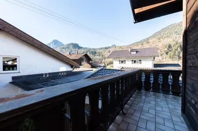Ein allgemeiner Bergblick oder ein Berglick von der Ferienwohnung aus