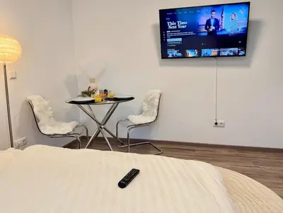 TV/Unterhaltungsangebot in der Unterkunft Zentrumsnahe Wohnung - Tram, Amazon Prime und Self Check in