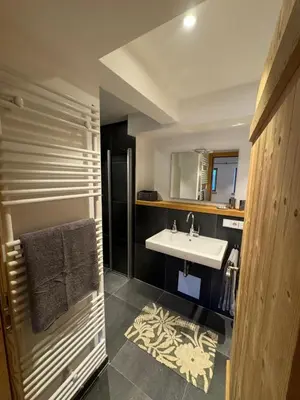 Grundriss der Unterkunft Ferienwohnung Tegernsee - Rottach-Egern - 3 Zimmer Wohnung - Terrasse - Self Check In
