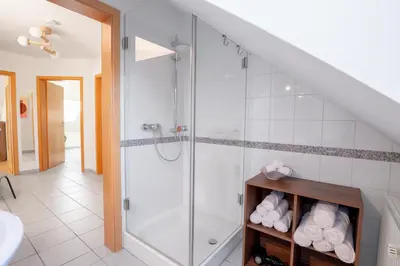 Ein Badezimmer in der Unterkunft Therme Erding & Fly Apartment Berglern