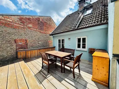 Das Gebäude in dem sich das Ferienhaus befindet