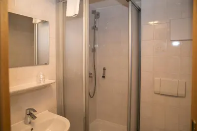 Ein Badezimmer in der Unterkunft Jachentaler