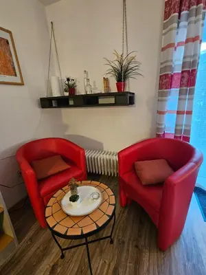 Ein Sitzbereich in der Unterkunft Feriendorf Hochbergle Haus Marie