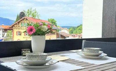 Ein allgemeiner Bergblick oder ein Berglick von der Ferienwohnung aus
