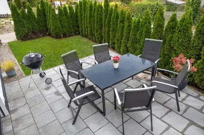 Ein Garten an der Unterkunft Brei Haus