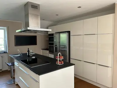 Küche/Küchenzeile in der Unterkunft Gemütliche Wohnung in Baldham bei München