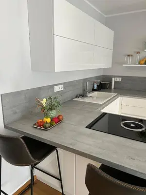 Küche/Küchenzeile in der Unterkunft Helle Wohnung S-Bahnnähe München