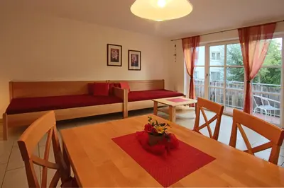Ein Sitzbereich in der Unterkunft Döllelhof Erding