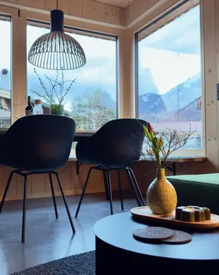 Ein allgemeiner Bergblick oder ein Berglick von der Ferienwohnung aus