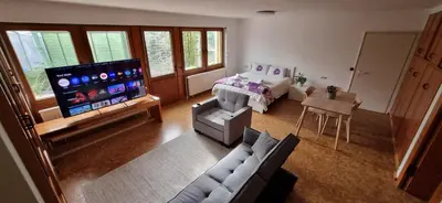 Grundriss der Unterkunft large studio with garden