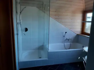 Ein Badezimmer in der Unterkunft Apartment Lechrauschen Landsberg by Interhome