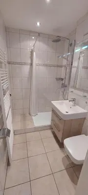 Ein Badezimmer in der Unterkunft Wohnung Alpensteyn I