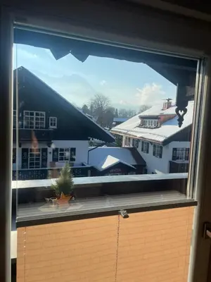 Ein allgemeiner Bergblick oder ein Berglick von der Ferienwohnung aus