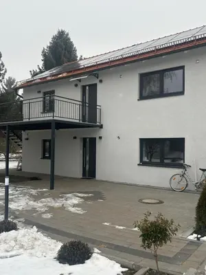 Das Gebäude in dem sich die Pension befindet