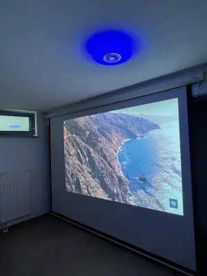 TV/Unterhaltungsangebot in der Unterkunft Charmante Wohnung mit Terrasse , ruhig und zentral