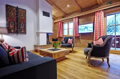 Ein Sitzbereich in der Unterkunft Suite Birke - Chalet Bergerhöh