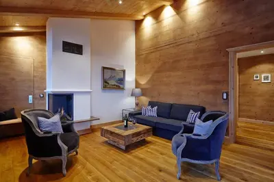 Ein Sitzbereich in der Unterkunft Suite Kastanie - Chalet Bergerhöh