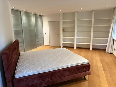 Ein Bett oder Betten in einem Zimmer der Unterkunft Historic elegance and modern comfort