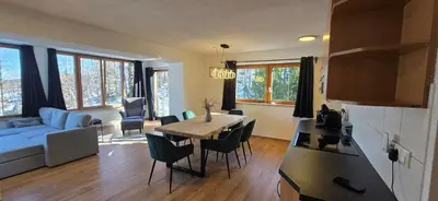 Ein Sitzbereich in der Unterkunft Lake Lounge - Urlaub mit Seeblick - Magisch, Modern, Grosszügig