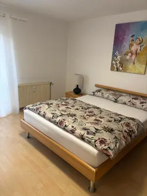 Ein Bett oder Betten in einem Zimmer der Unterkunft 3 Zimmer Wohnung in Wasserburg am Inn