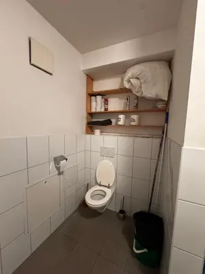 Ein Badezimmer in der Unterkunft Stadt Wohnung 1