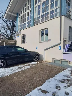 Das Gebäude in dem sich die Ferienwohnung befindet