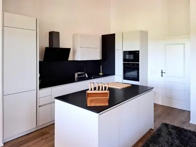 Küche/Küchenzeile in der Unterkunft Moderne 4-Zimmer Ferienwohnung, Nähe Tegernsee