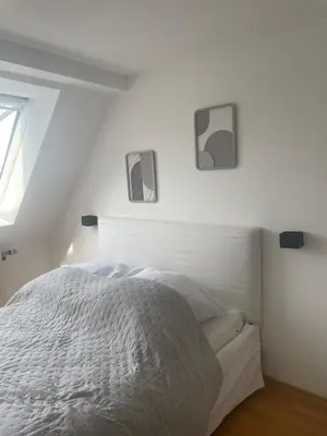 Ein Bett oder Betten in einem Zimmer der Unterkunft Sky Loft 3-room duplex apartment
