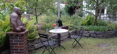 Ein Garten an der Unterkunft Wohnen beim Keramiker