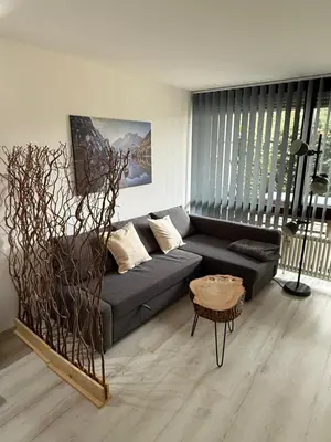 Ein Sitzbereich in der Unterkunft Moderne FeWo - Studio16 mit Bergblick