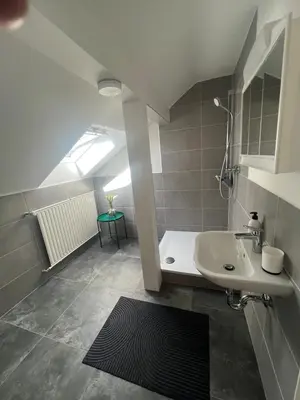 Ein Badezimmer in der Unterkunft Bright and modern Apartment