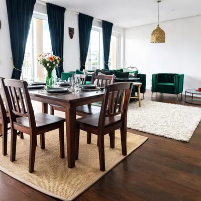 Ein Sitzbereich in der Unterkunft City Centre Roof Terrace Penthouse with Parking