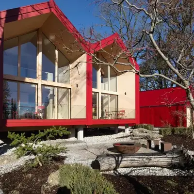 Geheimtipp - Das rote Holzhaus am See