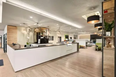 Grundriss der Unterkunft Super 8 by Wyndham Munich City North
