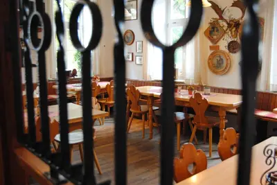 Ein Restaurant oder anderes Speiselokal in der Unterkunft Gasthof Klement