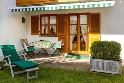 Ein Garten an der Unterkunft Landhaus Hubertus