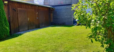 Ein Garten an der Unterkunft Nette's Ferienhaus