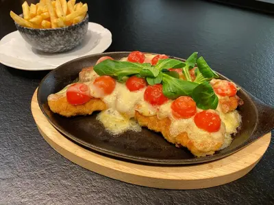 Essen im Hotel oder in der Nähe
