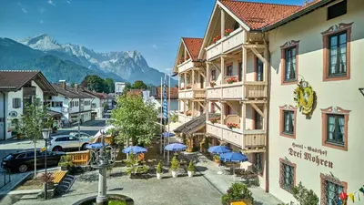 Ein allgemeiner Bergblick oder ein Berglick von des Hotels aus