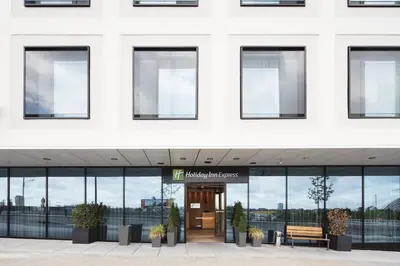 Das Gebäude in dem sich das Hotel befindet