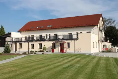 Das Gebäude in dem sich das Hotel befindet