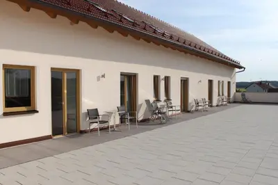Das Gebäude in dem sich das Hotel befindet