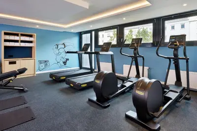 Das Fitnesscenter und/oder die Fitnesseinrichtungen in der Unterkunft Residence Inn by Marriott Munich Central