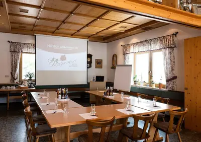 Der Geschäftsbereich oder Konferenzraum in der Unterkunft Hotel Gasthof Rosenwirt