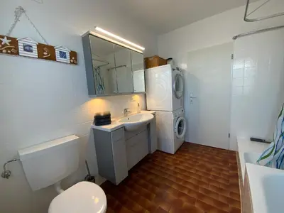 Ein Badezimmer in der Unterkunft Sunny apartment in Pähl