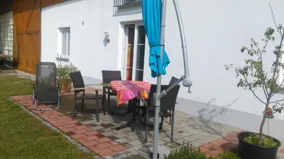 Das Gebäude in dem sich die Ferienwohnung befindet