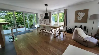 Ein Sitzbereich in der Unterkunft Tegernsee Chalet